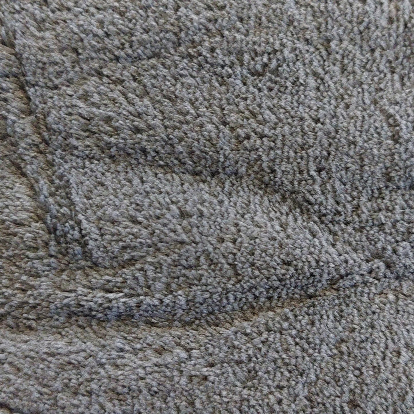 Weiche Kuscheldecke mit Ärmeln, Bauchtasche und Handyfach - aus federleichtem Coral-Fleece 170 x 200 cm Antrazit