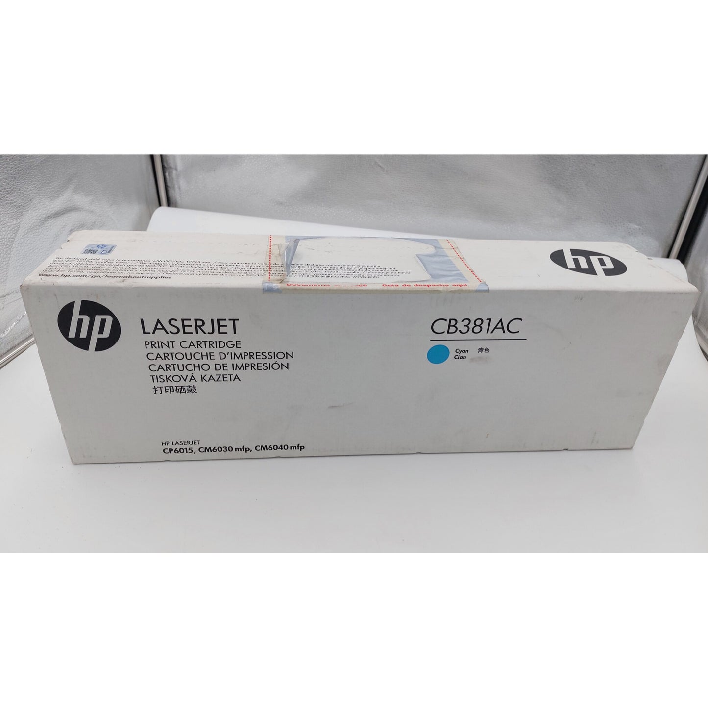 Colour LaserJet CB381AC contract toner cyan 21.000 Seiten, beschädigte Verpackung