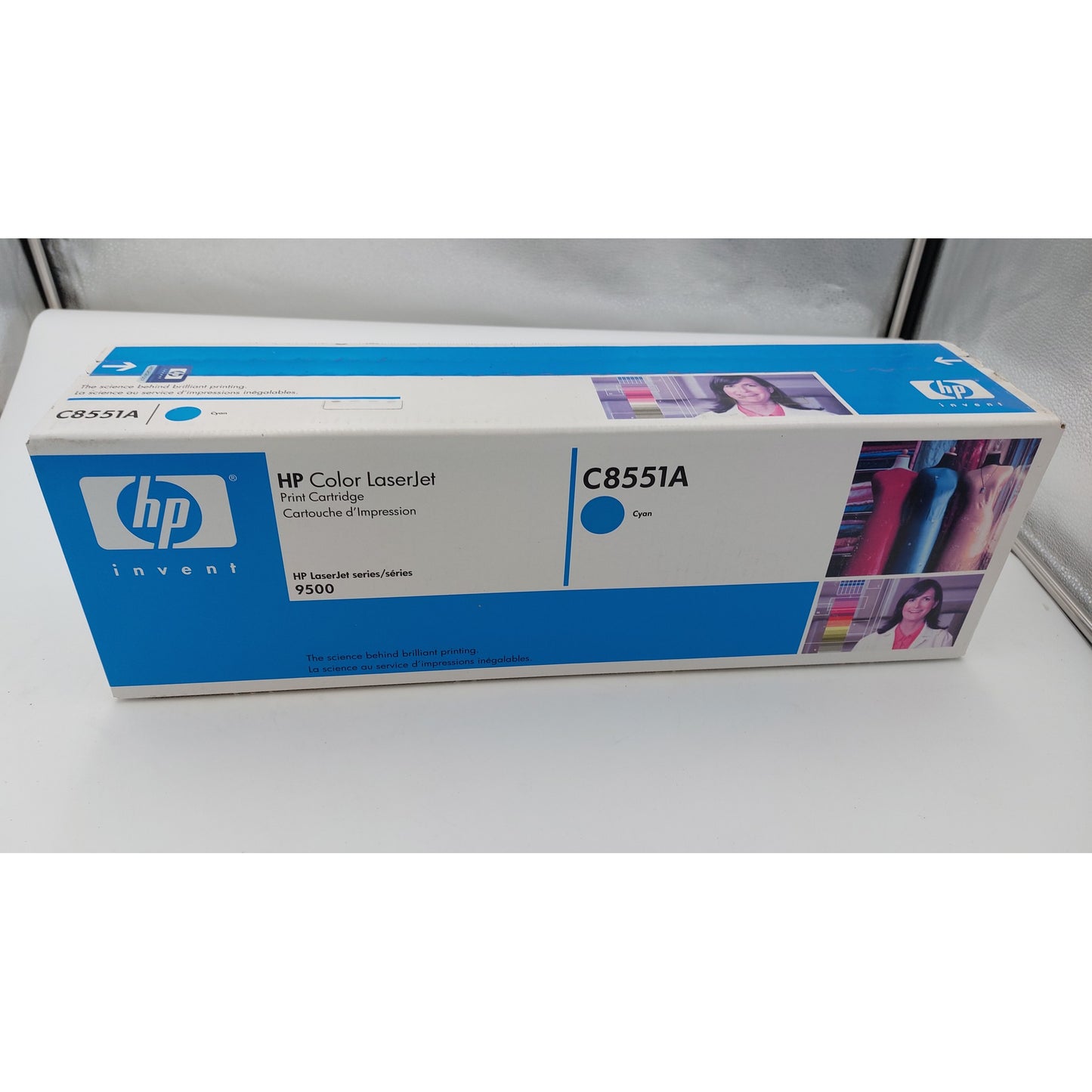 Original Toner HP C8551A, 822A, Cyan, ca. 25.000 Seiten, alte Verpackung, beschädigte Verpackung